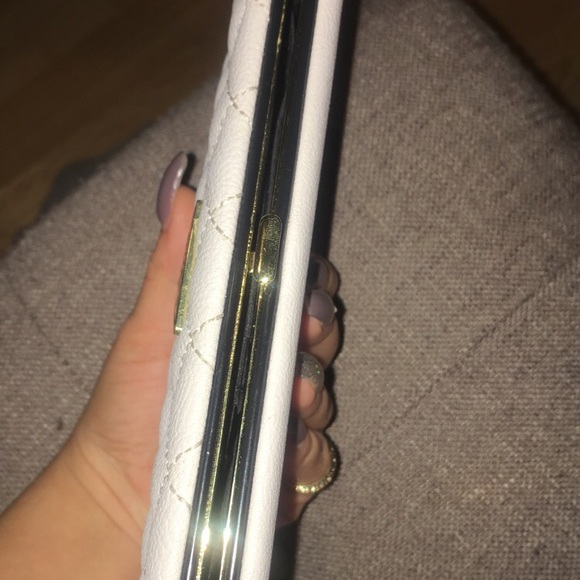 GUESS wallet - Picture 6 of 6